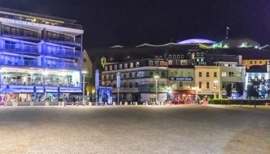 Court yard in town centre